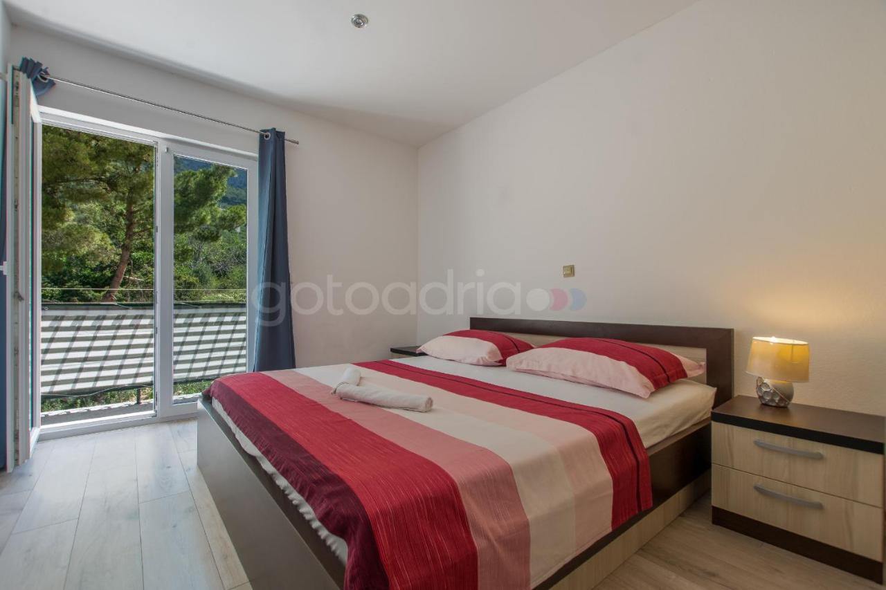 Apartment Vesna With Balcony & Free Parking Макарська Екстер'єр фото